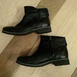 Teva Rain/Snow Ankle Boots
